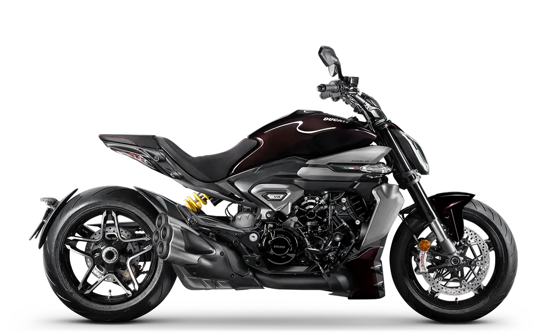 Ducati XDiavel V4 Motorrad, seitliche Ansicht.